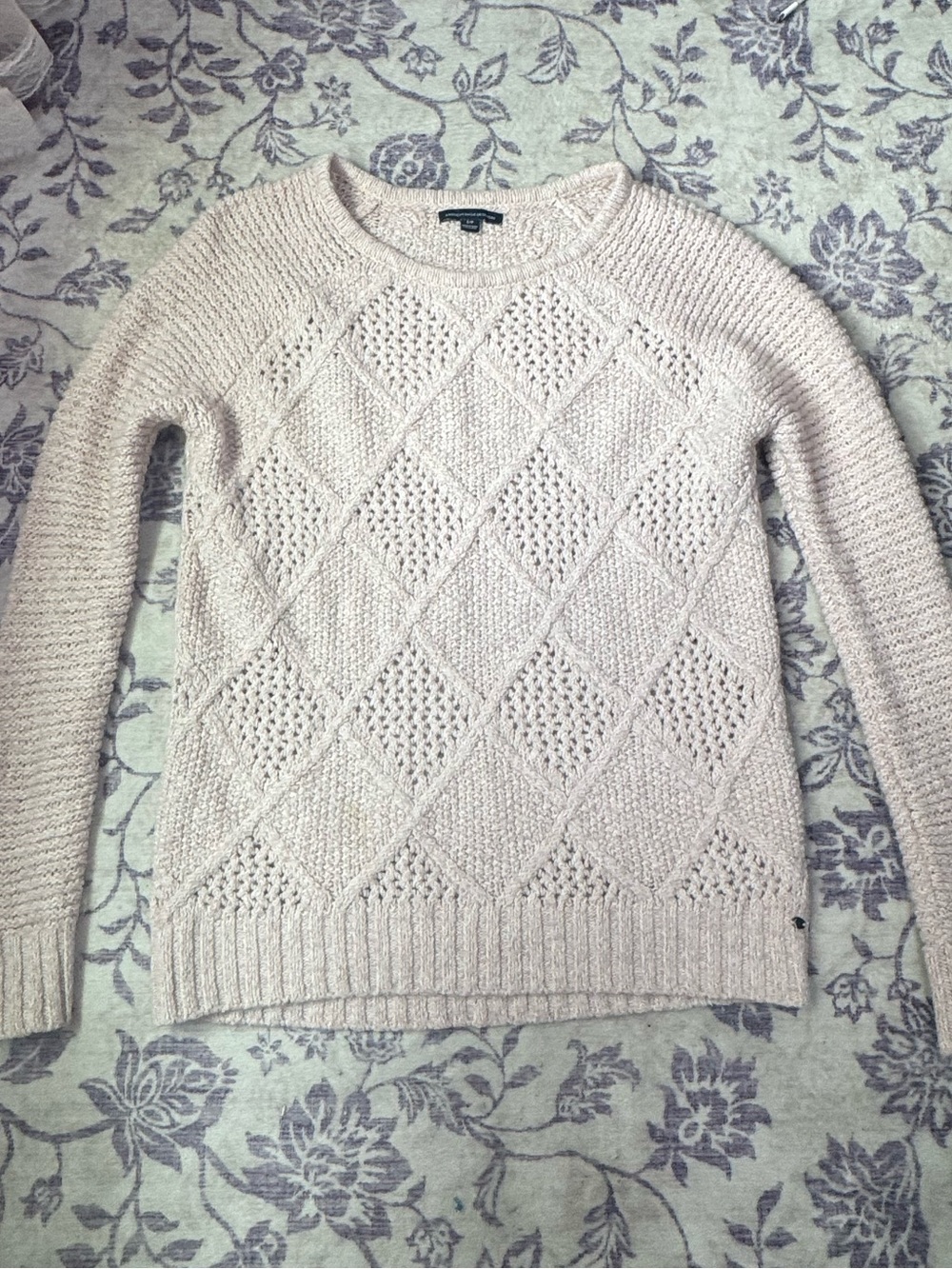 American Eagle Outfitters Cream Diamond Knit Crewneck Sweater